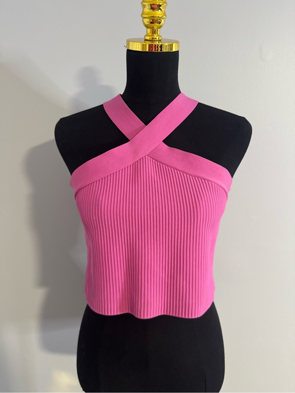 Sincerely Jules Ribbed Crisscross Halter Neck Crop Top in Fuchsia Pink Size XL